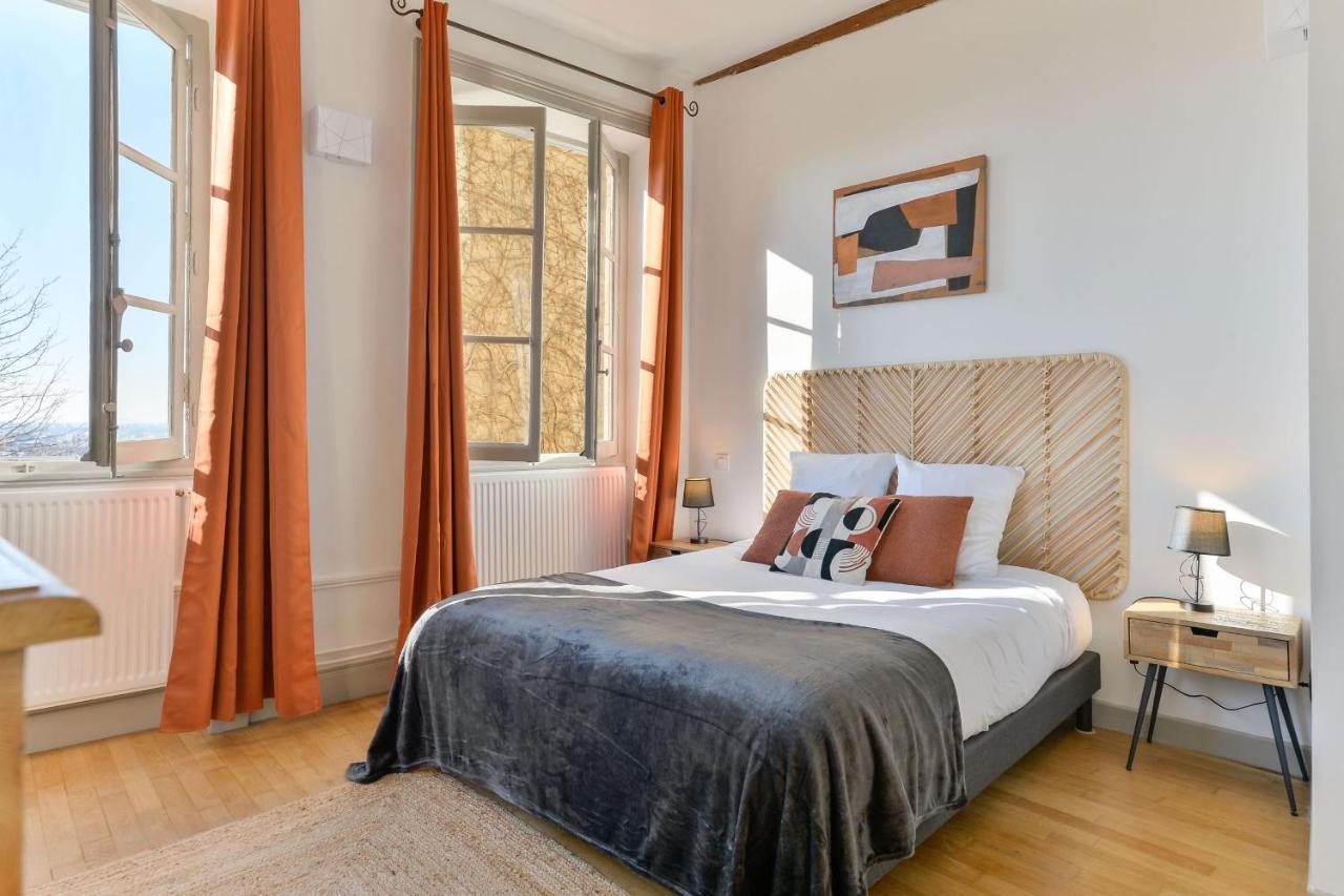 Appartamento Beau Duplex Avec Jardin Et Vue Lione Esterno foto